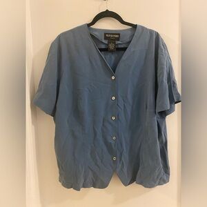 Oliver Perry Vintage 100% Silk Blue Button-Down Short Sleeve Shirt